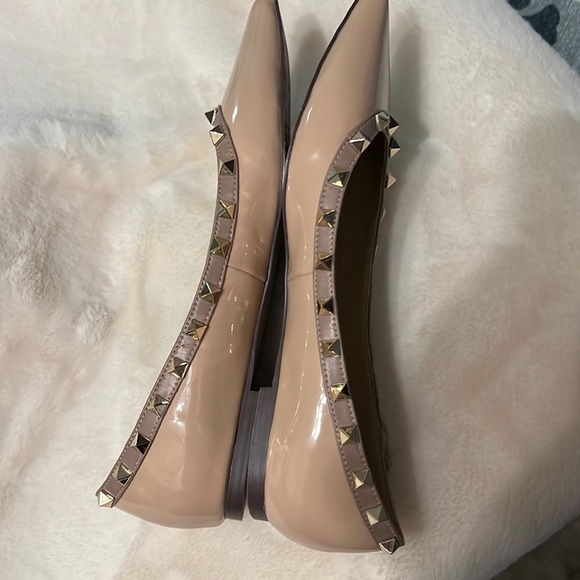 Valentino Garavani Rockstud Patent ballet flats. In very good condition. - Picture 13 of 17